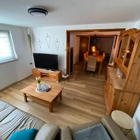Gemuetliches, Uriges Gaestehaus In Guter Lage Дом отдыха Wolfersheim