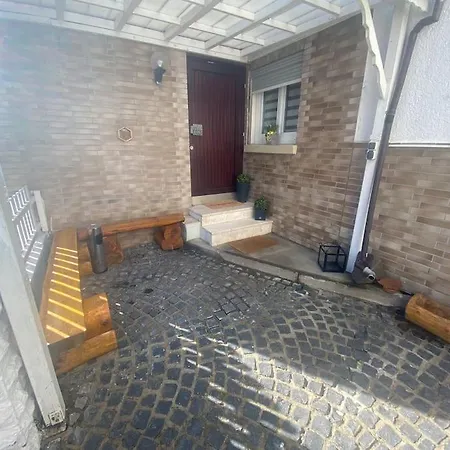 Gemuetliches, Uriges Gaestehaus In Guter Lage Дом отдыха Wolfersheim